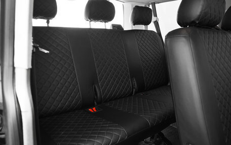 Volkswagen Caravelle T5, 2011 год, 1 620 000 рублей, 16 фотография