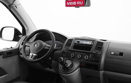 Volkswagen Caravelle T5, 2011 год, 1 620 000 рублей, 11 фотография