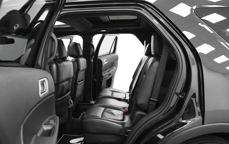 Ford Explorer VI, 2012 год, 1 750 000 рублей, 23 фотография