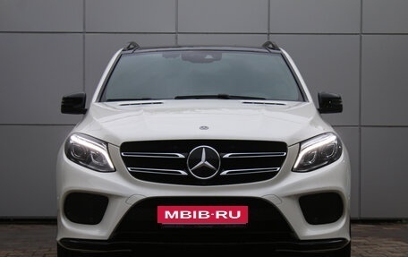 Mercedes-Benz GLE, 2017 год, 4 100 000 рублей, 4 фотография