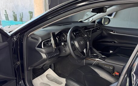 Toyota Camry, 2020 год, 3 190 000 рублей, 3 фотография