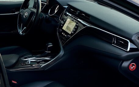 Toyota Camry, 2020 год, 3 190 000 рублей, 9 фотография
