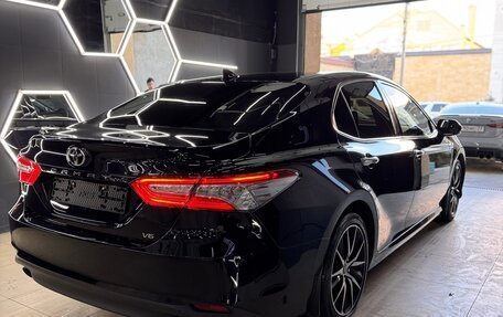 Toyota Camry, 2020 год, 3 190 000 рублей, 4 фотография