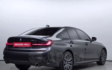 BMW 3 серия, 2022 год, 3 200 000 рублей, 2 фотография