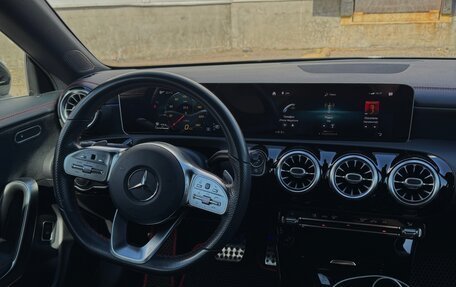 Mercedes-Benz CLA, 2019 год, 3 910 000 рублей, 13 фотография