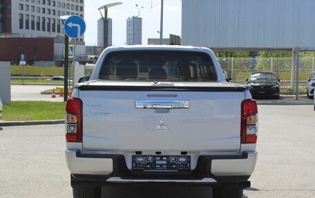 Mitsubishi L200 IV рестайлинг, 2023 год, 4 800 000 рублей, 4 фотография