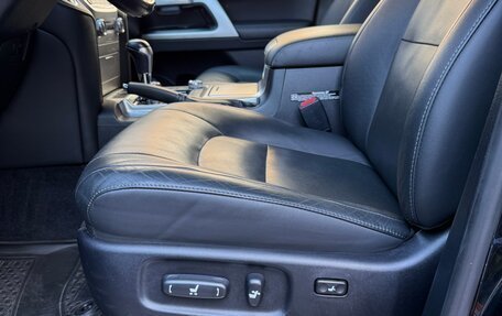 Toyota Land Cruiser 200, 2018 год, 6 790 000 рублей, 24 фотография