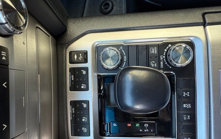 Toyota Land Cruiser 200, 2018 год, 6 790 000 рублей, 30 фотография