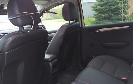 Mercedes-Benz B-Класс, 2010 год, 1 050 000 рублей, 13 фотография