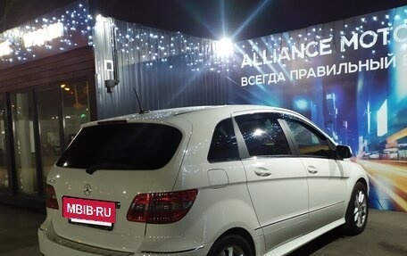 Mercedes-Benz B-Класс, 2010 год, 1 050 000 рублей, 14 фотография