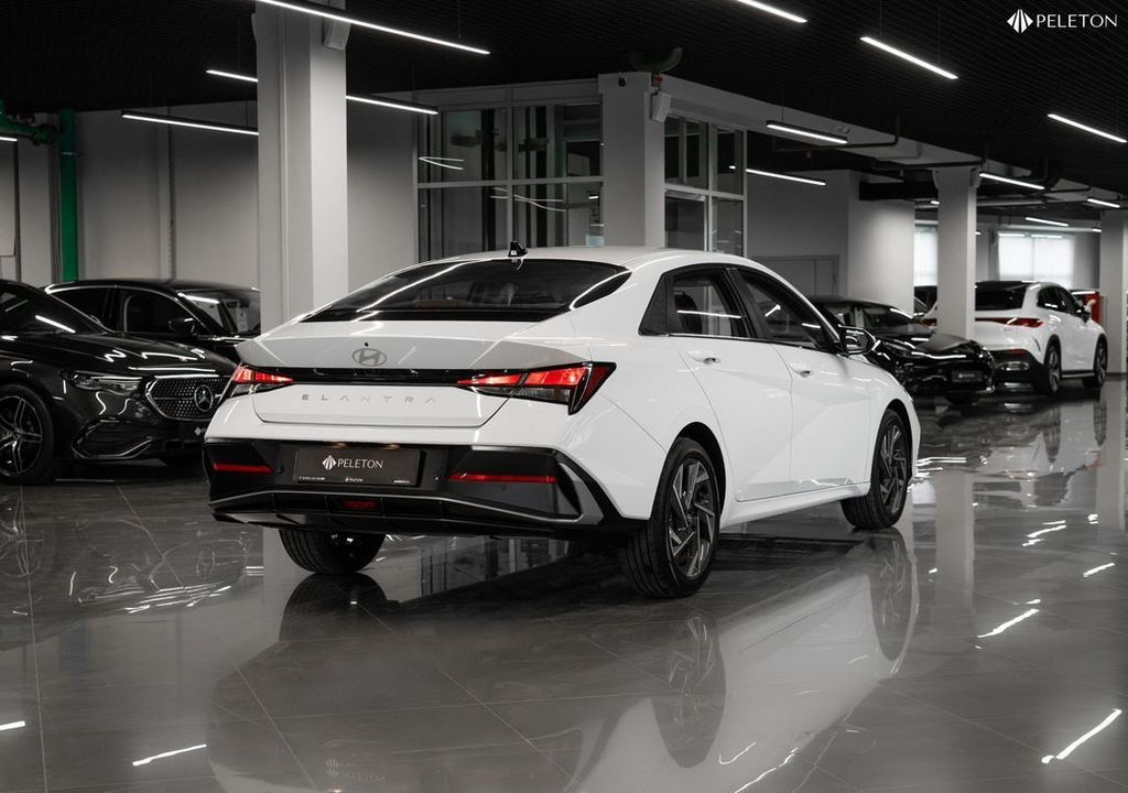 Hyundai Elantra, 2024 год, 2 450 000 рублей, 5 фотография