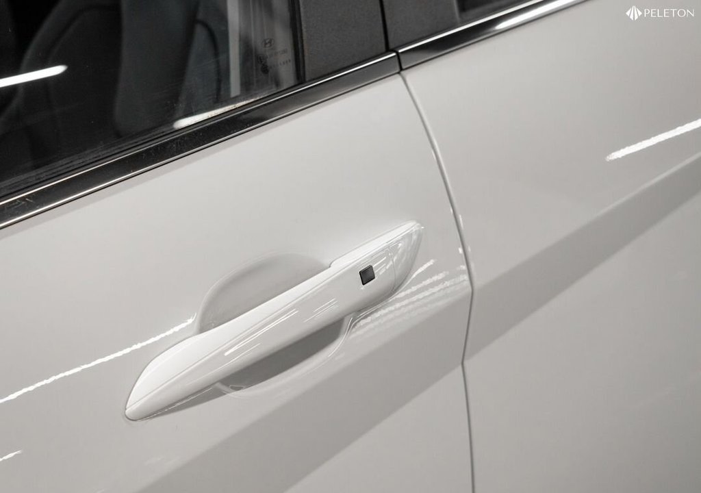 Hyundai Elantra, 2024 год, 2 450 000 рублей, 27 фотография