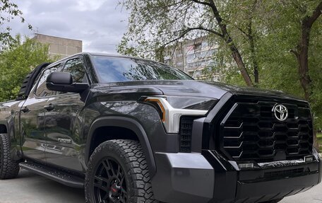Toyota Tundra, 2022 год, 9 200 000 рублей, 2 фотография
