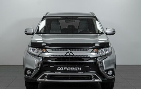 Mitsubishi Outlander III рестайлинг 3, 2019 год, 2 204 000 рублей, 3 фотография