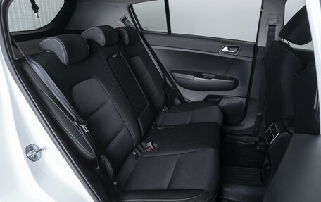 KIA Sportage IV рестайлинг, 2019 год, 2 310 000 рублей, 7 фотография