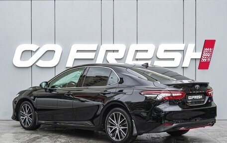 Toyota Camry, 2021 год, 2 630 000 рублей, 2 фотография
