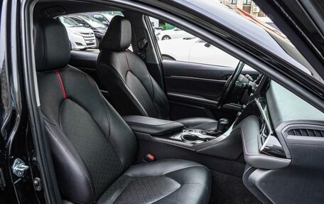 Toyota Camry, 2021 год, 2 630 000 рублей, 8 фотография