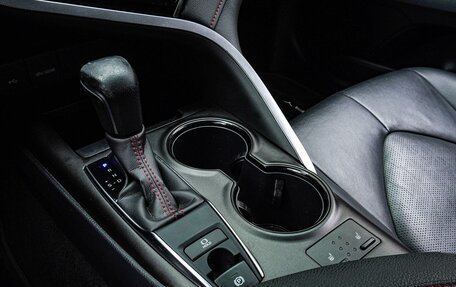 Toyota Camry, 2021 год, 2 630 000 рублей, 12 фотография