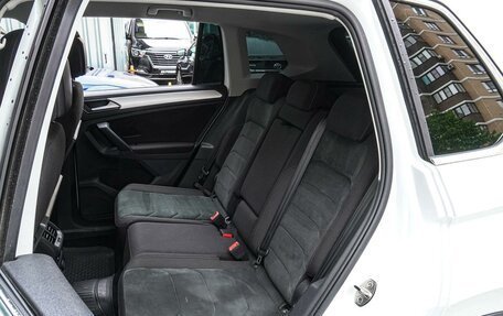 Volkswagen Tiguan II, 2018 год, 2 675 000 рублей, 9 фотография