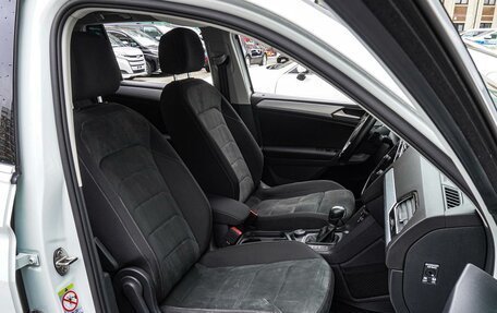 Volkswagen Tiguan II, 2018 год, 2 675 000 рублей, 8 фотография