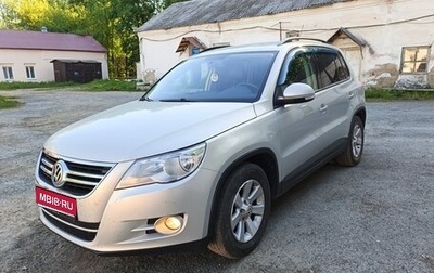 Volkswagen Tiguan I, 2010 год, 950 000 рублей, 1 фотография
