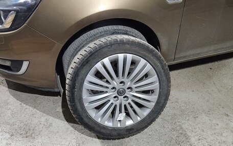 Opel Astra J, 2012 год, 880 000 рублей, 17 фотография