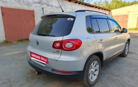 Volkswagen Tiguan I, 2010 год, 950 000 рублей, 4 фотография