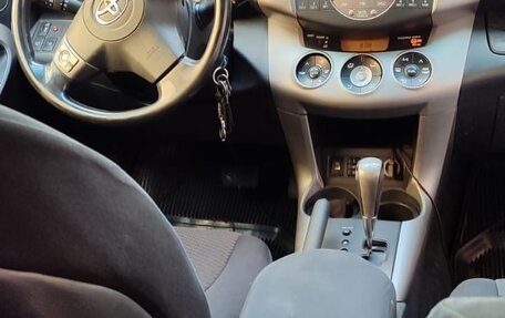 Toyota RAV4, 2008 год, 700 000 рублей, 4 фотография