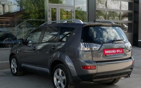 Mitsubishi Outlander III рестайлинг 3, 2007 год, 1 360 000 рублей, 7 фотография