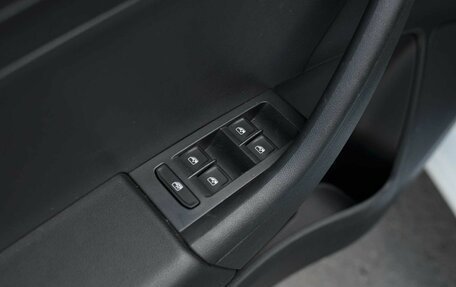 Volkswagen Polo VI (EU Market), 2021 год, 1 512 000 рублей, 16 фотография