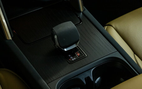 Land Rover Discovery Sport I рестайлинг, 2024 год, 7 399 500 рублей, 19 фотография