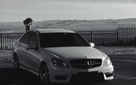 Mercedes-Benz C-Класс, 2011 год, 1 850 000 рублей, 2 фотография