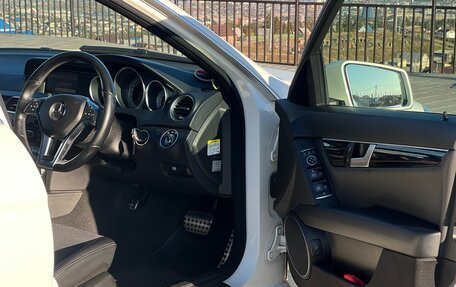 Mercedes-Benz C-Класс, 2011 год, 1 850 000 рублей, 14 фотография