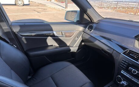 Mercedes-Benz C-Класс, 2011 год, 1 850 000 рублей, 16 фотография