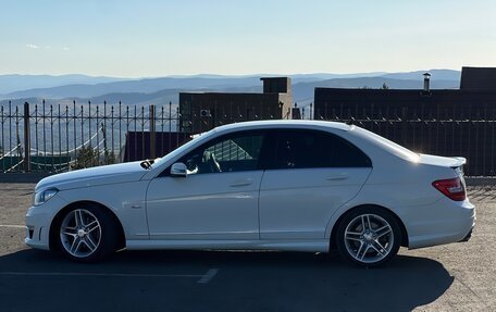 Mercedes-Benz C-Класс, 2011 год, 1 850 000 рублей, 10 фотография