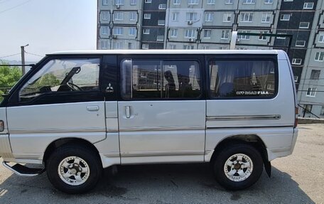 Mitsubishi Delica III, 1990 год, 950 000 рублей, 3 фотография
