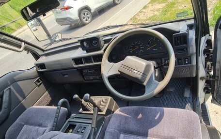 Mitsubishi Delica III, 1990 год, 950 000 рублей, 8 фотография