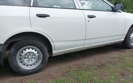 Nissan AD I, 1999 год, 270 000 рублей, 10 фотография