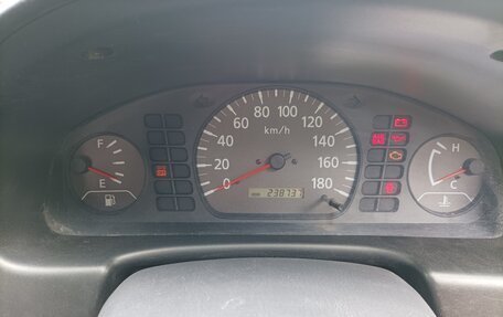 Nissan AD I, 1999 год, 270 000 рублей, 18 фотография