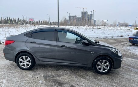 Hyundai Solaris II рестайлинг, 2012 год, 600 000 рублей, 13 фотография