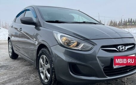 Hyundai Solaris II рестайлинг, 2012 год, 600 000 рублей, 12 фотография