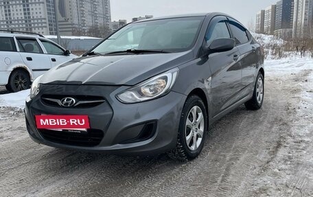 Hyundai Solaris II рестайлинг, 2012 год, 600 000 рублей, 6 фотография