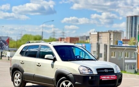 Hyundai Tucson III, 2006 год, 739 000 рублей, 7 фотография
