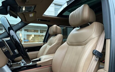 Land Rover Range Rover IV рестайлинг, 2023 год, 15 900 000 рублей, 9 фотография