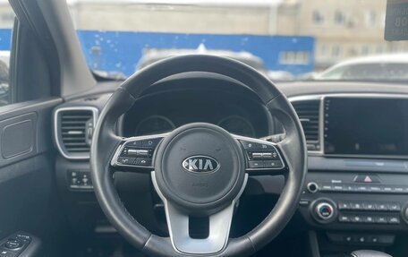 KIA Sportage IV рестайлинг, 2018 год, 2 119 990 рублей, 10 фотография