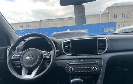 KIA Sportage IV рестайлинг, 2018 год, 2 119 990 рублей, 11 фотография
