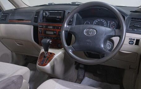 Toyota Corolla Spacio II, 2003 год, 679 000 рублей, 8 фотография