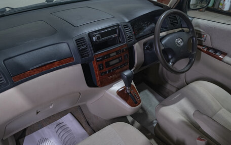 Toyota Corolla Spacio II, 2003 год, 679 000 рублей, 16 фотография