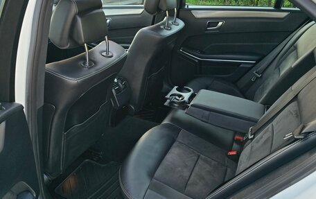 Mercedes-Benz E-Класс, 2013 год, 2 200 000 рублей, 8 фотография