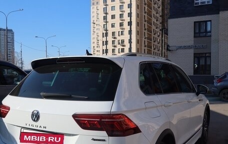 Volkswagen Tiguan II, 2021 год, 4 000 000 рублей, 5 фотография